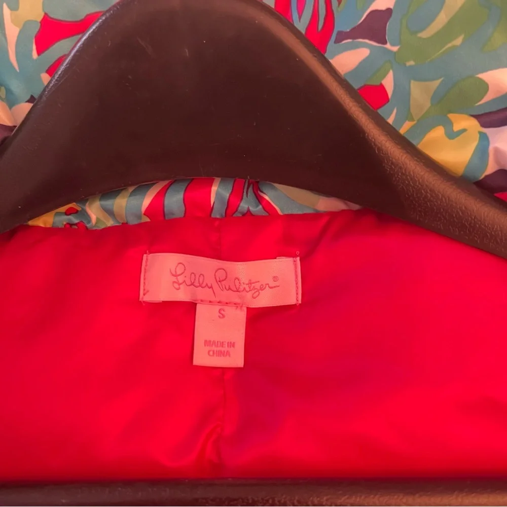 Lily Pulitzer Floral Striped Women's Puffer Vest -NWOT - Picture 7 of 10